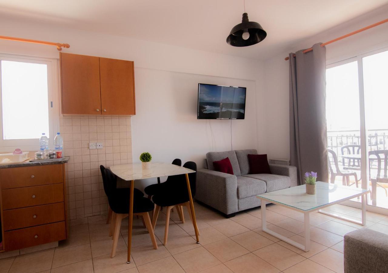 Amelia Two Bedroom Apartment - 202 Paphos Exterior foto